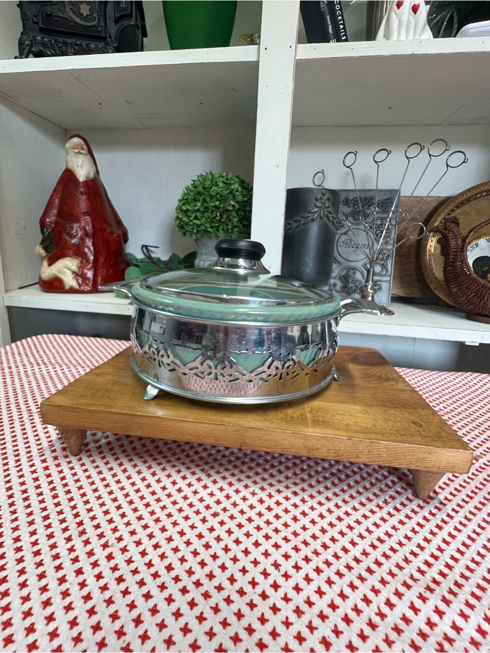 Vintage oven proof USA stoneware dish with metal holder grandma core cookware
